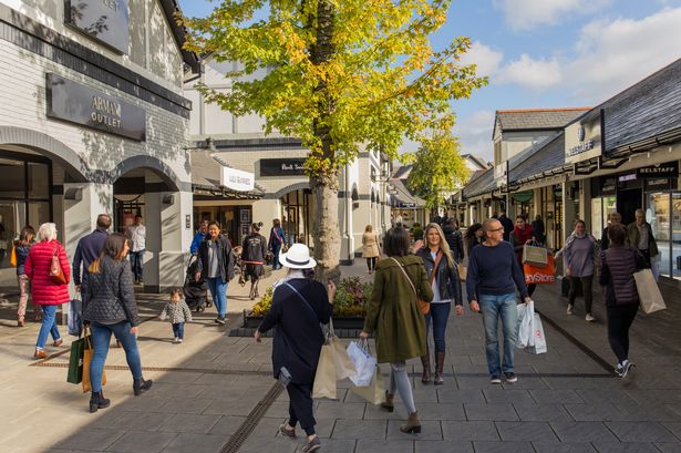 MacArthur Glen Designer Outlet, Cheshire Oaks & Ikea Warrington