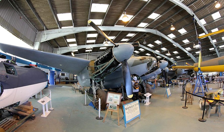 Highlights, Camera, Action De Havilland Aircraft Museum, Hatfield House, Cambridge & Oxford 