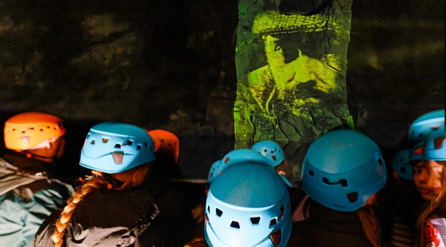 Scenic Snowdonia with a visit to Llechwedd Slate Caverns