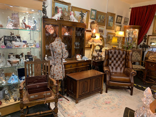Frodsham Market, Lady Heyes Craft & Antique Centre and Blakemere Village