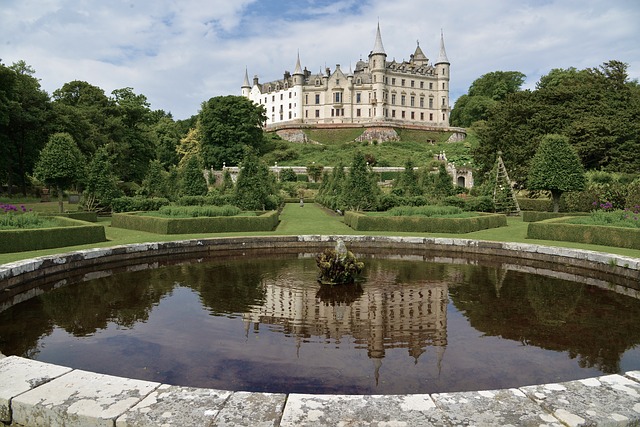 Castles, Charms & Whisky of Central Scotland