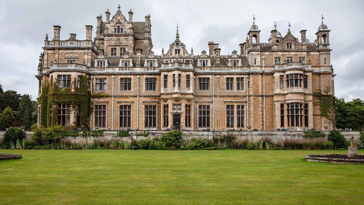 Warner Leisure - Thoresby Hall, Nottinghamshire